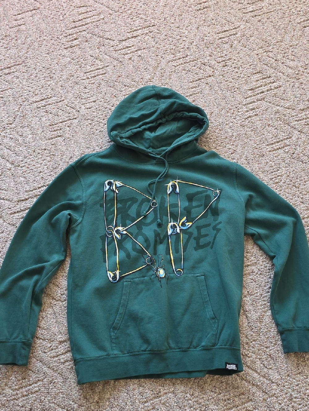 Broken Promises Piercer Safety Pin Graphic Hoodie Size Large